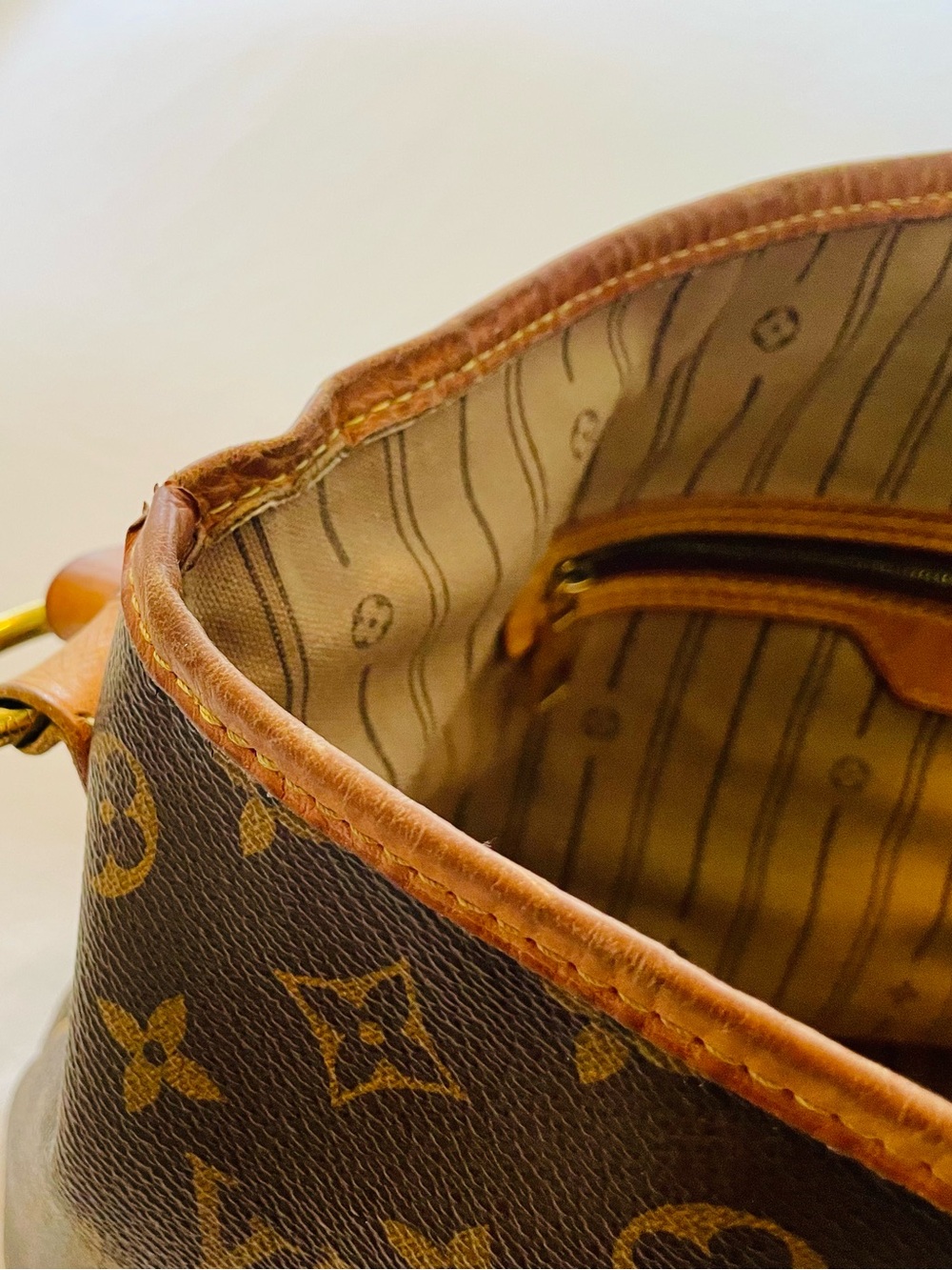 Louis Vuitton Monogram Galliera GM Shoulder Hobo Bag w/Receipt & Dust Bag - Picture 11 of 15